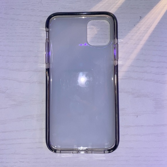 Claire's iPhone 11 Marble Star Case - Picture 2 of 4